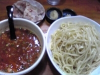 「辛つけ麺（冷・特盛）+チャーシュー+にんにく」@きんの写真