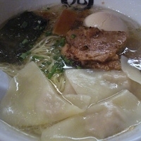 「塩そば 100円(6/4限定)+味玉 100円+チャーシュー 2」@まるきゅうらあめん 福岡店の写真