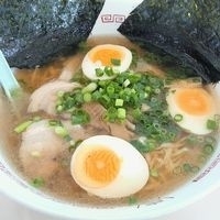 「ラーメン + 煮玉子 ￥800」@ラーメン サム吉の写真