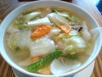 「特選海鮮入りあんかけつゆそば」@南国酒家 羽田空港店の写真