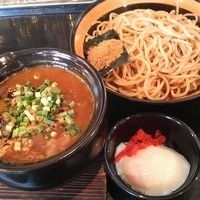 「カレーチーズつけ麺（温泉玉子付） ￥950」@麺屋 つるり 茨城総本店の写真