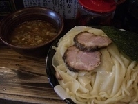 「つけ麺（中盛り）」@すごい煮干ラーメン凪 新宿ゴールデン街店 本館の写真