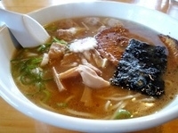 「ワンタンメン（780円）+チャーシュー（180円）+チェンビン（」@自然派ラーメン 花の季の写真