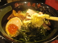 「とんこつ油そば並700円」@油そば専門店 春日亭 錦糸町店の写真