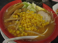 「味噌らーめん¥600+バター¥100+コーン¥100」@定食とラーメンの店 がらがら 加須店の写真