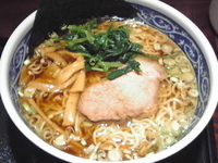 「中華そば（中盛り・麺普通・こってり）」@中華そば・つけそば専門店 一丸の写真