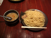 「白湯つけ麺（特盛680g）」@麺屋 空海 北千住店の写真