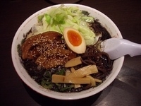 「豚角煮らーめん熊本味」@元祖熊本黒拉麺 清正 ヨドバシ横浜店の写真