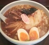 「玉子チャーシューワンタンメン」@中華蕎麦 金魚の写真