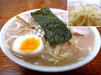 「チャーシューメン+大盛」@ラーメン ひかりの写真