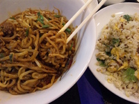 「麻辣麺 （汁なしタンタン麺）:大辛+ランチ半チャーハン 714円」@百香亭 つくば本店の写真