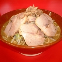 「ラーメン 大 豚W 麺マシ ヤサイ少なめ」@ドン-キタモトの写真