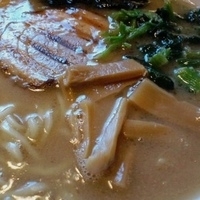 「豚骨醤油鰻麺 630円」@らーめん 八幡屋の写真