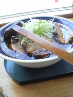 「ねぎ焼豚ラーメン」@炭火らあぁめんいちの写真