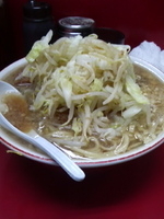 「小ぶたダブル（ヤサイ、ニンニク、カラメ）」@ラーメン二郎 京急川崎店の写真