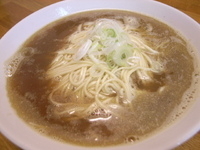 「そば 大盛り+つゆ増し ￥850」@中華そば屋 伊藤の写真