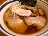 「醤油ラーメン+チャーシュー（￥580+￥300）」@らーめん ぶるてり屋の写真