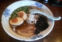 「ラーメン+味玉」@つけ麺 七菜矢の写真