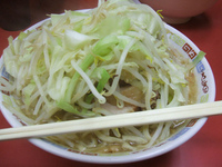 「大ラーメン豚入り+ニンニク」@ラーメン二郎 ひばりヶ丘駅前店の写真