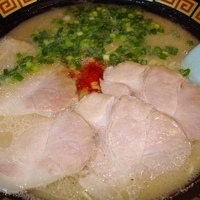 「ラーメン 690円+追加チャーシュー 150円+替玉 160円」@一蘭 博多店の写真