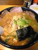 「赤みそネギ大将+チャーシュー」@支那そば 阿波家の写真