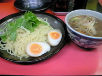 「豚バラ汁つけめん 700円」@イヨマンテの写真