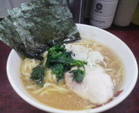 「ラーメン」@横浜ラーメン 町田家 新宿南口店の写真