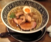 「らーめん（醤油）+チャーシュー」@中村屋の写真