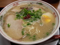 「久留米の龍とんこつラーメン（+替え玉）」@東部ラーメン食堂 一生懸麺の写真
