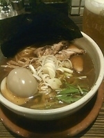 「上生粋正油そば+エビス生ビール」@秋刀魚中華そば 生粋の写真