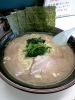 「ラーメン 中盛 ￥750 （豚骨醤油）」@甲子家の写真