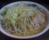 「小らーめん（650円）、ヤサイニンニク」@ラーメン二郎 横浜関内店の写真