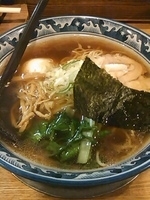 「味玉らぁめん」@○屋製麺店の写真