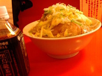 「ラーメン豚2枚入 ヤサイ ニンニク ネギ」@ちばからの写真