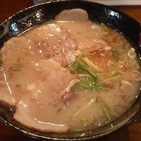 「白チャーシューめん ￥850」@らーめんドラゴンの写真