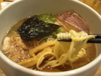 「らぁめん600円+こってり30円+替え玉100円」@麺屋 もとまるの写真