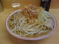 「ラーメン 野菜ニンニク辛めカツオ節」@ラーメン二郎 環七新代田店の写真