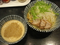 「冷やしごまだれつけ麺+大盛」@喜多方ラーメン 坂内 大塚店の写真