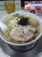 「中華そば / 麺硬 / 味玉」@らーめん潤 蒲田店の写真