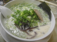 「ラーメン500円」@博多天神 新橋2号店の写真