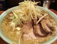 「小豚（野菜、カラメ）」@ラーメン二郎 亀戸店の写真