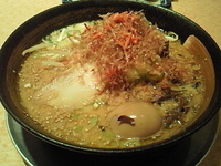 「豚骨魚介黒潮らーめん880円」@かごしまラーメン我流風 大船店の写真