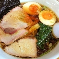 「手打中華+半熟煮玉子」@とら食堂の写真