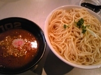 「つけめん（あつもり）+麺の追加（200㌘） ￥800+￥100円」@つけめん102 川口店の写真