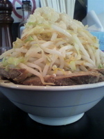 「らーめん（全マシ）￥600」@らーめん大 高円寺店の写真