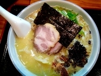 「特製鶏白湯しお（940円）+水炊きセット（210円）」@麺ぽーかろぅの写真