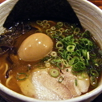 「ごく節とんこつらーめん（￥750）味玉（お店のHPクーポン使用￥」@ごくらーめんの写真