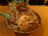 「どてちんラーメン（中盛・ヤサイ・ニンニク増し）￥680」@麺屋青山 臼井店の写真