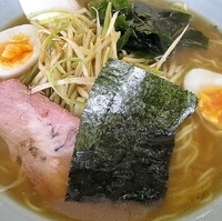 「ねぎラーメン（ゆで玉子トッピング）」@ラーメンショップ 八柱店の写真