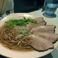 「煮豚塩そば+大盛」@SOBAHOUSE金色不如帰の写真